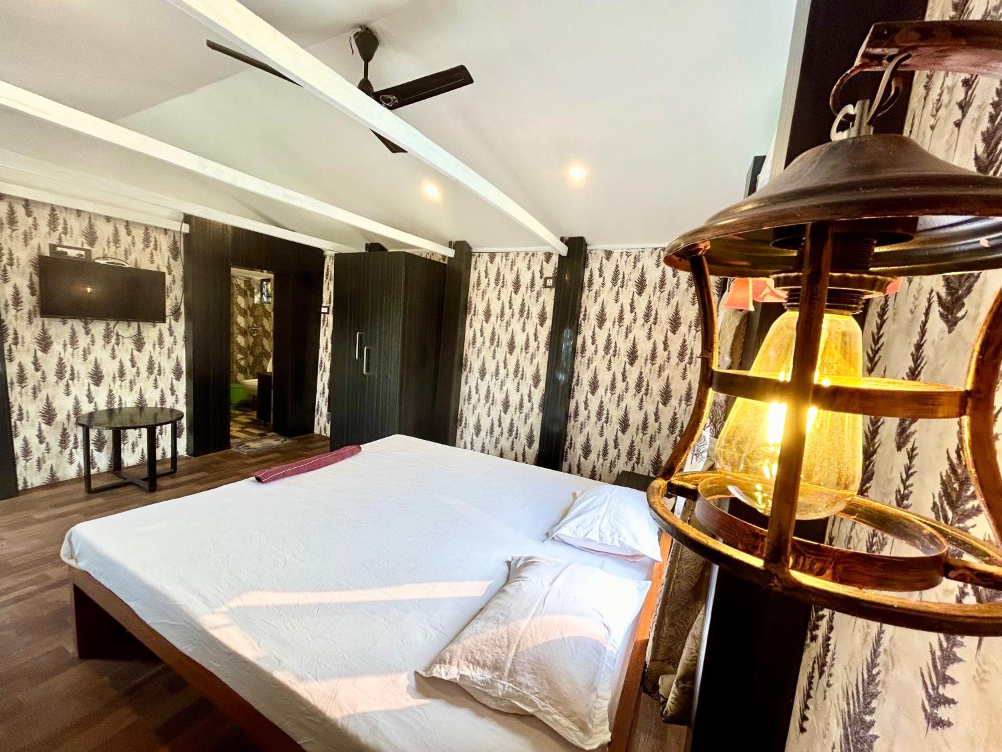 Palli Bangla Resort, Near Ruby Hospital, Anandapur Калькутта Экстерьер фото