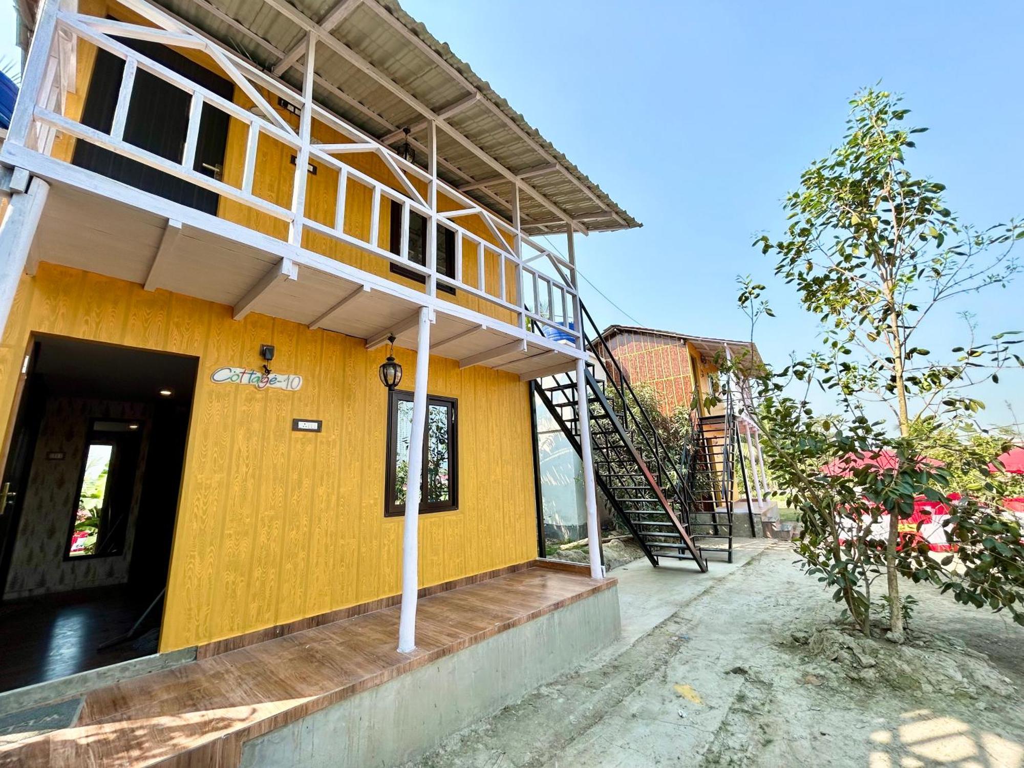 Palli Bangla Resort, Near Ruby Hospital, Anandapur Калькутта Экстерьер фото